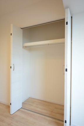 ハイネス大久保 洋室3