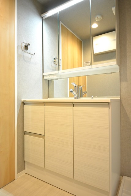 ファミリータウン東陽J棟 洗面室