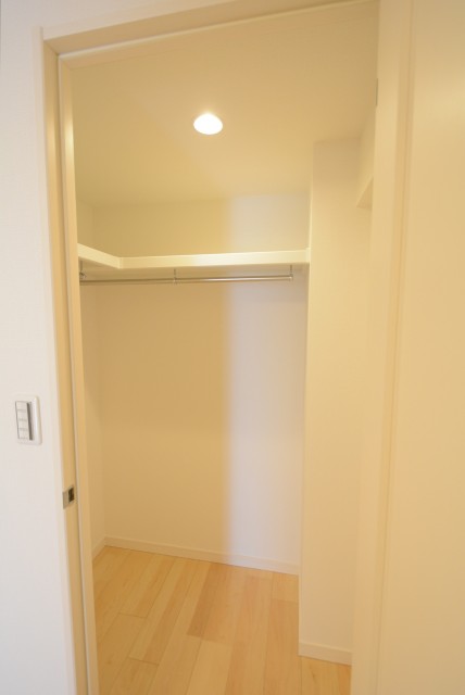 西新宿ハウス 洋室２