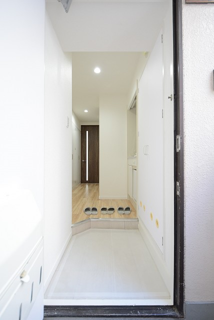 グランドメゾン新宿東 玄関