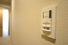 ファミリータウン東陽J棟 玄関