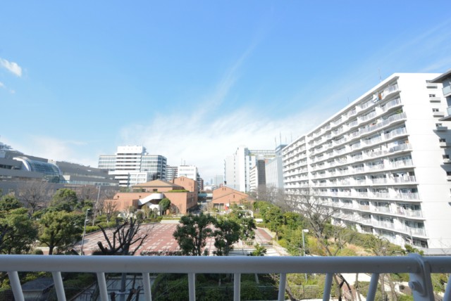 ファミリータウン東陽J棟 バルコニー