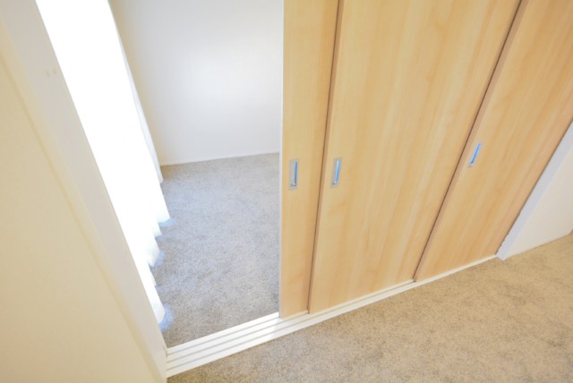 ファミリータウン東陽J棟 洋室1