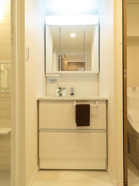 田園調布コーポラス　洗面化粧台