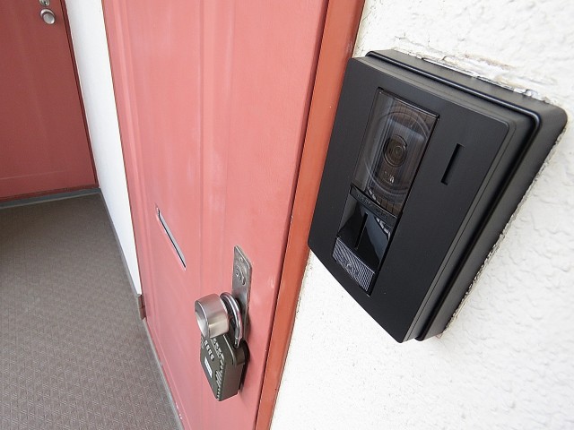 シャンボール都立大　TVモニター付きインターホン