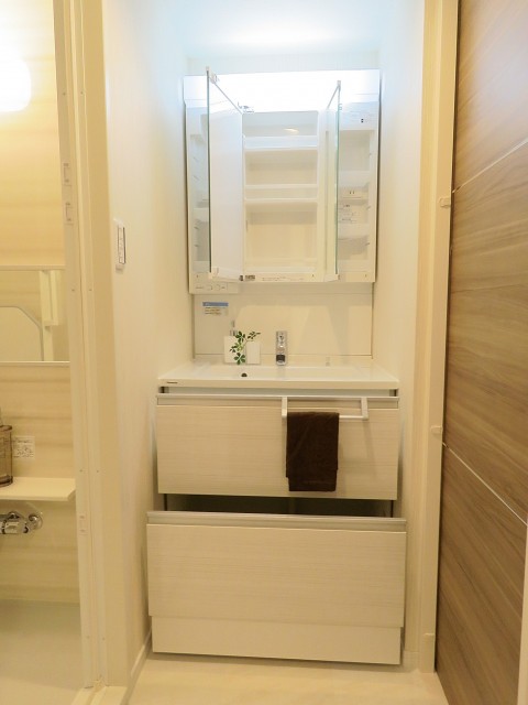 田園調布コーポラス　洗面化粧台