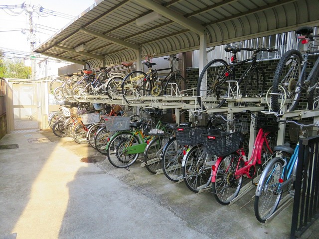 田園調布コーポラス　駐輪場