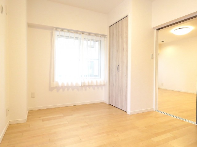 松見坂武蔵野マンション　洋室約6帖