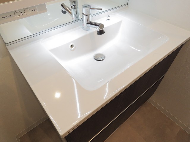 松見坂武蔵野マンション　洗面化粧台