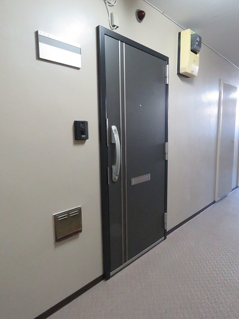 藤和用賀コープ　玄関扉