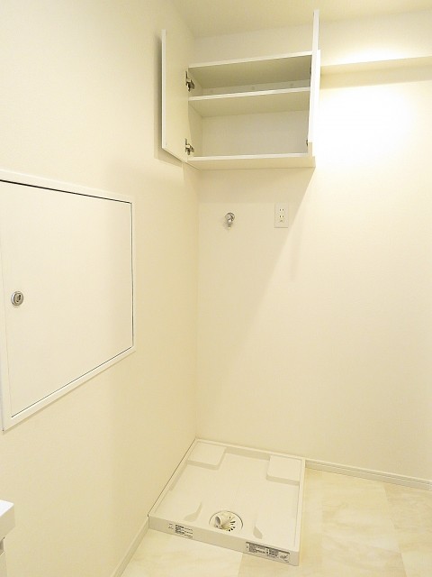 藤和用賀コープ　洗濯機置場