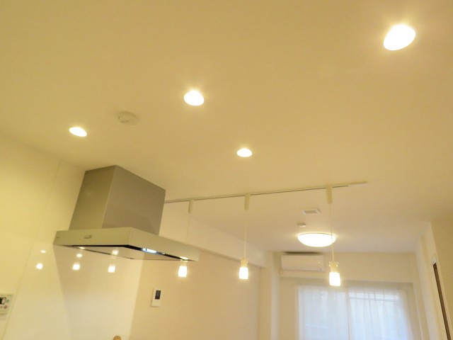 藤和用賀コープ　照明