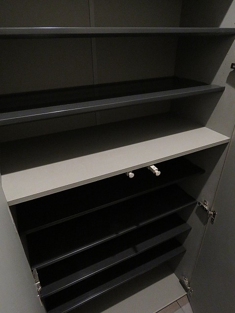 日商岩井第2玉川台マンション　シューズBOX