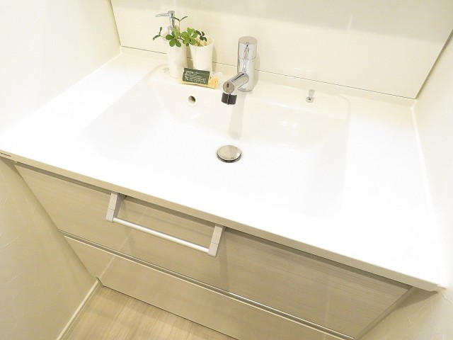 新中野マンション　洗面化粧台