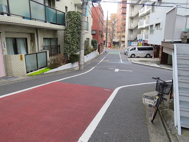 小石川ハイツ　前面道路