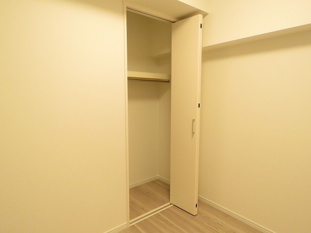 御苑フラワーマンション　クローゼット