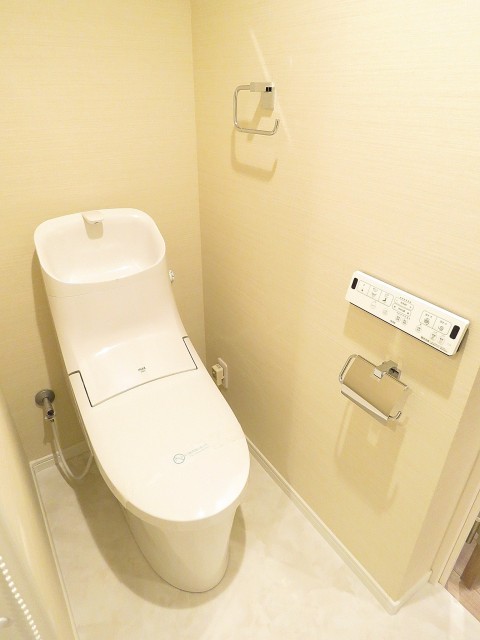 御苑フラワーマンション　トイレ