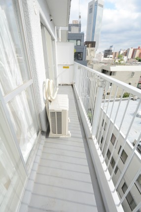 西新宿ハウス バルコニー