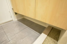 ファミリータウン東陽J棟 玄関