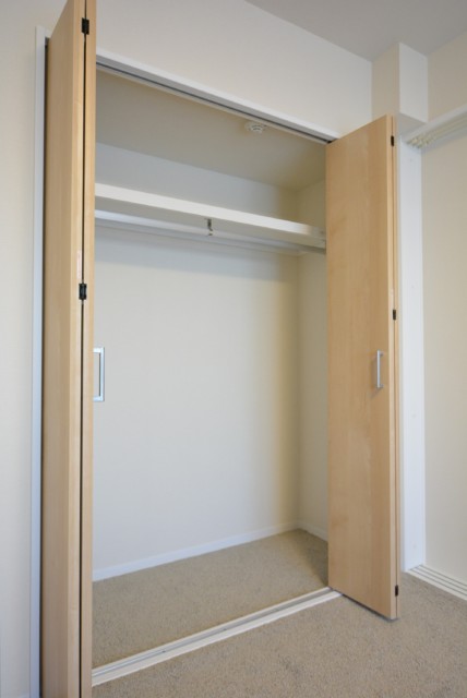 ファミリータウン東陽J棟 洋室1