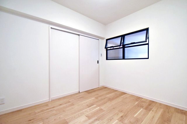 西新宿ハウス 洋室