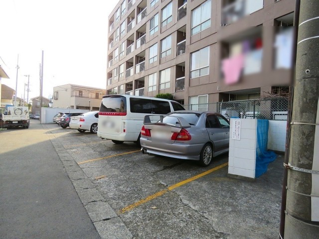 田園調布コーポラス　駐車場