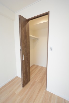 キャッスル共進 洋室1