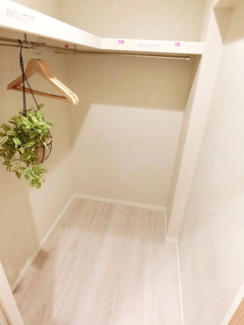 ライオンズマンション上野毛 洋室2