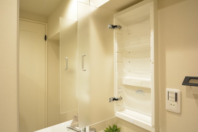 藤和用賀コープ 洗面室