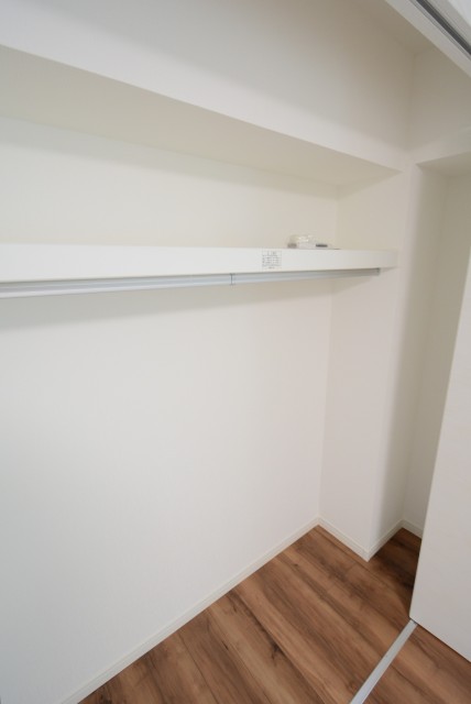 マンション雅叙苑 洋室2