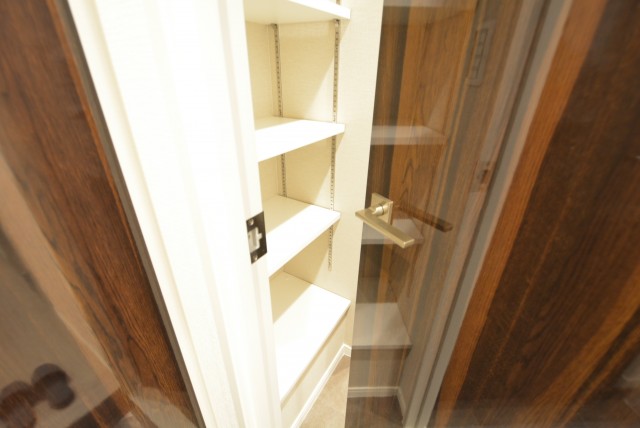 マンション雅叙苑 玄関