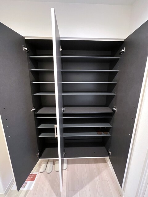 日商岩井第2玉川台マンション 玄関廊下