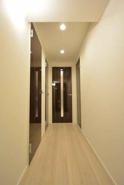 マンション雅叙苑 玄関