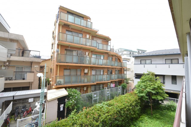 ライオンズマンション学芸大学 バルコニー
