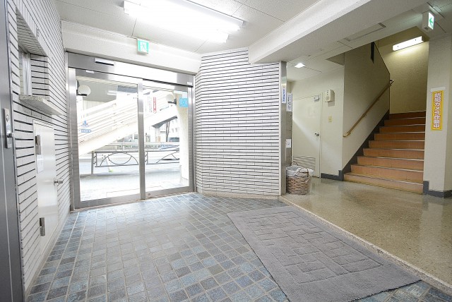 ライオンズマンション桜上水 エントランス