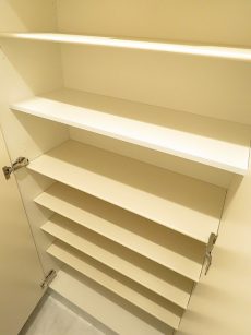 サードリハイツ本館 シューズBOX サードリハイツ本館 シューズBOX