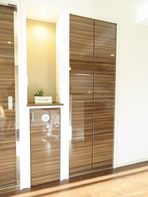 サードリハイツ本館　収納