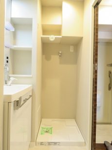 サードリハイツ本館 洗濯機置場 サードリハイツ本館 洗濯機置場