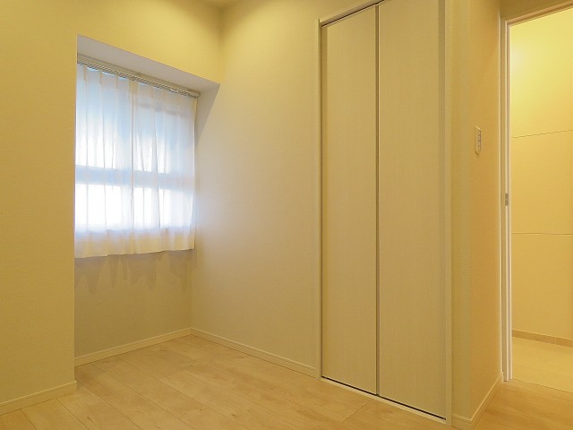 キャッスル共進マンション　洋室