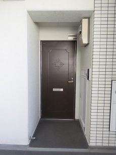 朝日プラザ北新宿　玄関前