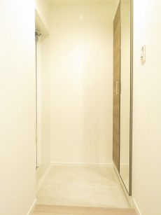 朝日プラザ北新宿　玄関ホール