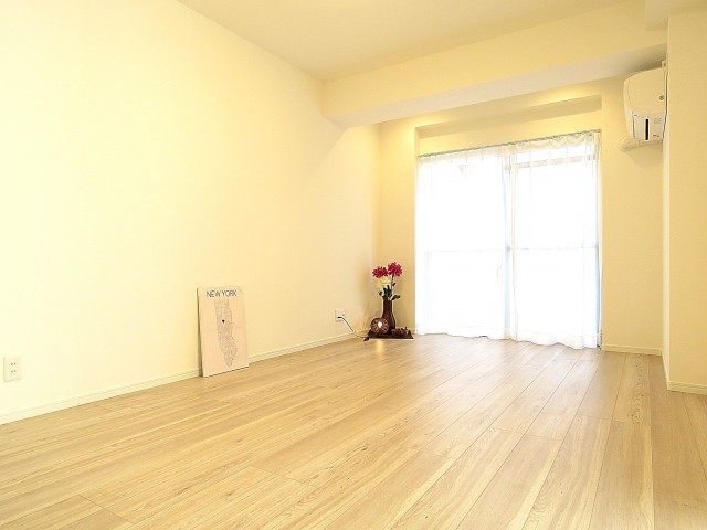 朝日プラザ北新宿　LDK約11.8帖