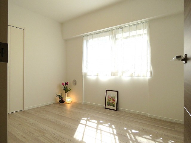 朝日プラザ北新宿　洋室約5.2帖