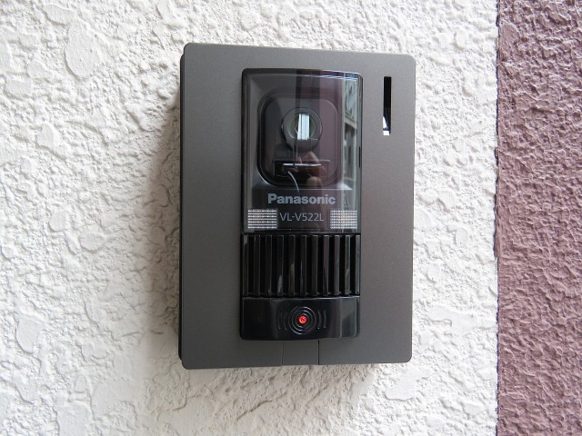 グランドメゾン新宿東　TVモニター付きインターホン