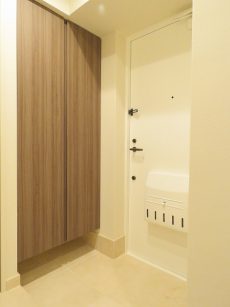 グランドメゾン新宿東　玄関ホール