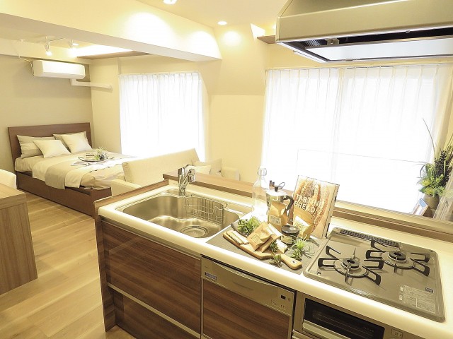 グランドメゾン新宿東　洋室