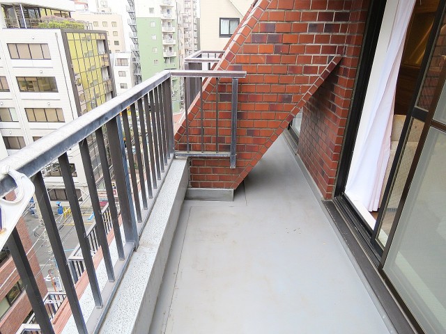 グランドメゾン新宿東　バルコニー
