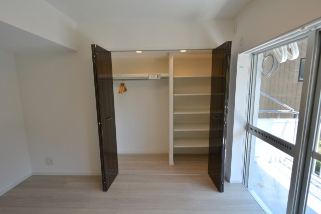 マンション雅叙苑 洋室2