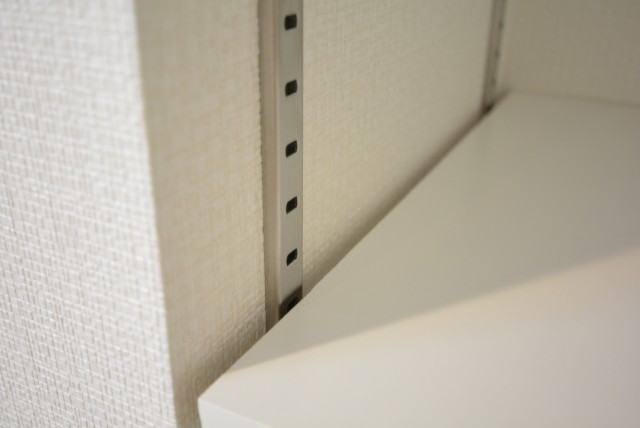 マンション雅叙苑 廊下収納