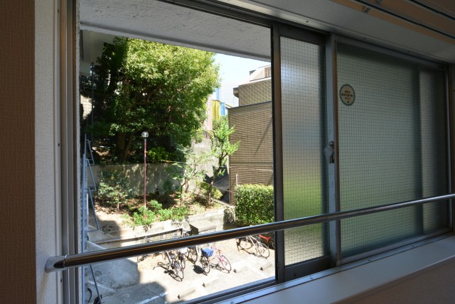 マンション雅叙苑 洋室1